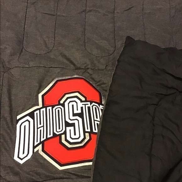 OHIO State embroidered twin comforter with pillow sham - Picture 4 of 4